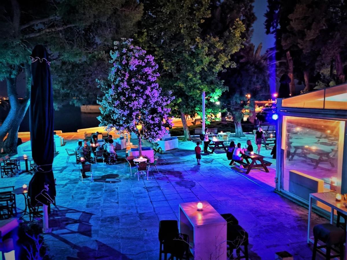 Hotel Akti Loutráki Esterno foto