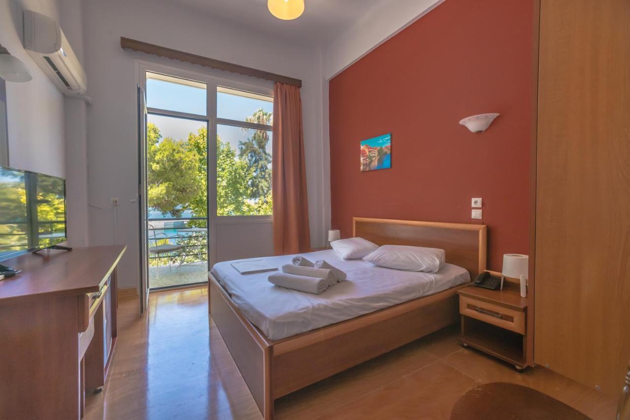 Hotel Akti Loutráki Esterno foto